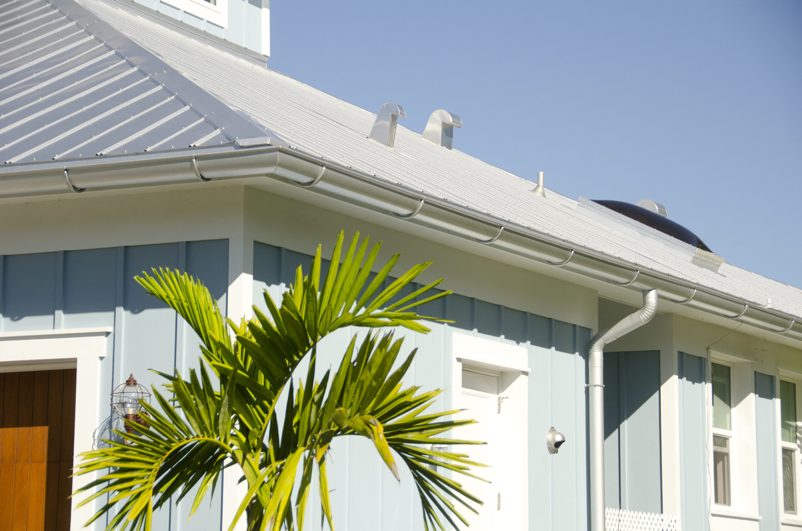 Residential Gutter Services in Naples, Marco Island, and Nearby SWFL Areas