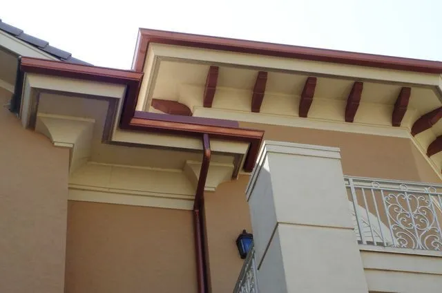Residential Gutter Services in Naples, Marco Island, and Nearby SWFL Areas