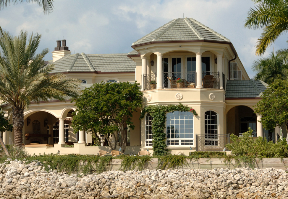 Residential Gutter Services in Naples, Marco Island, and Nearby SWFL Areas
